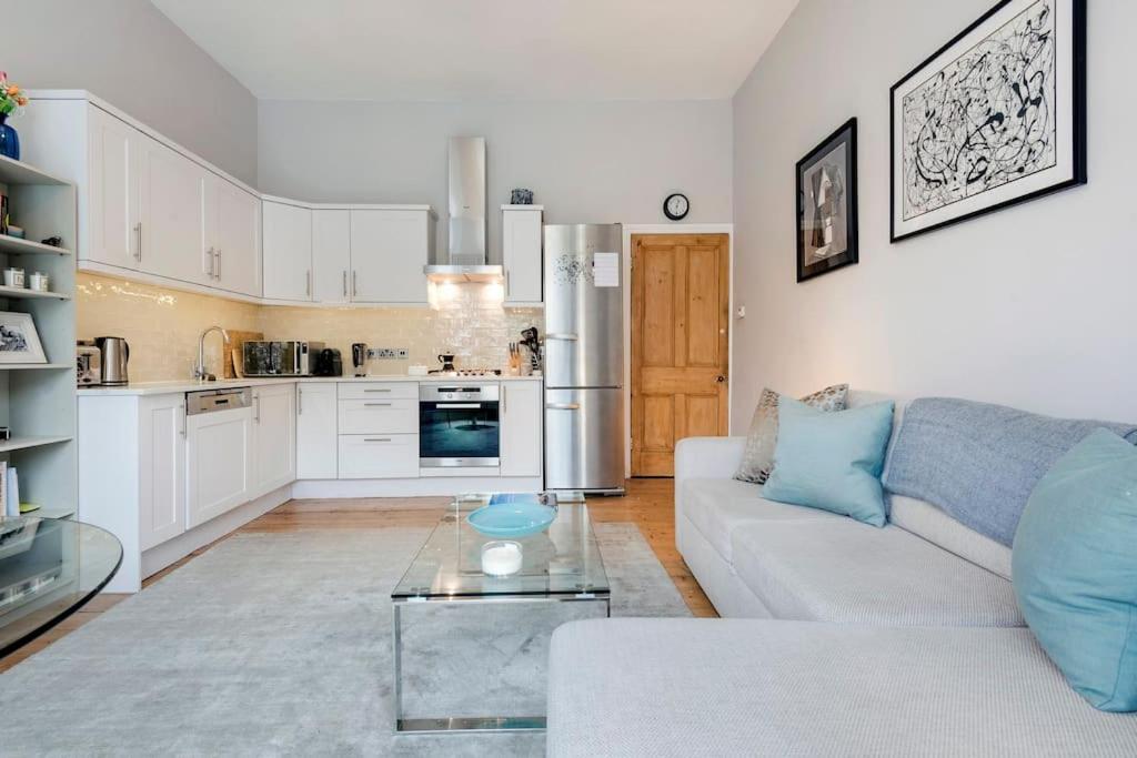 Appartamento Contemporary Clapham Living Londra Esterno foto