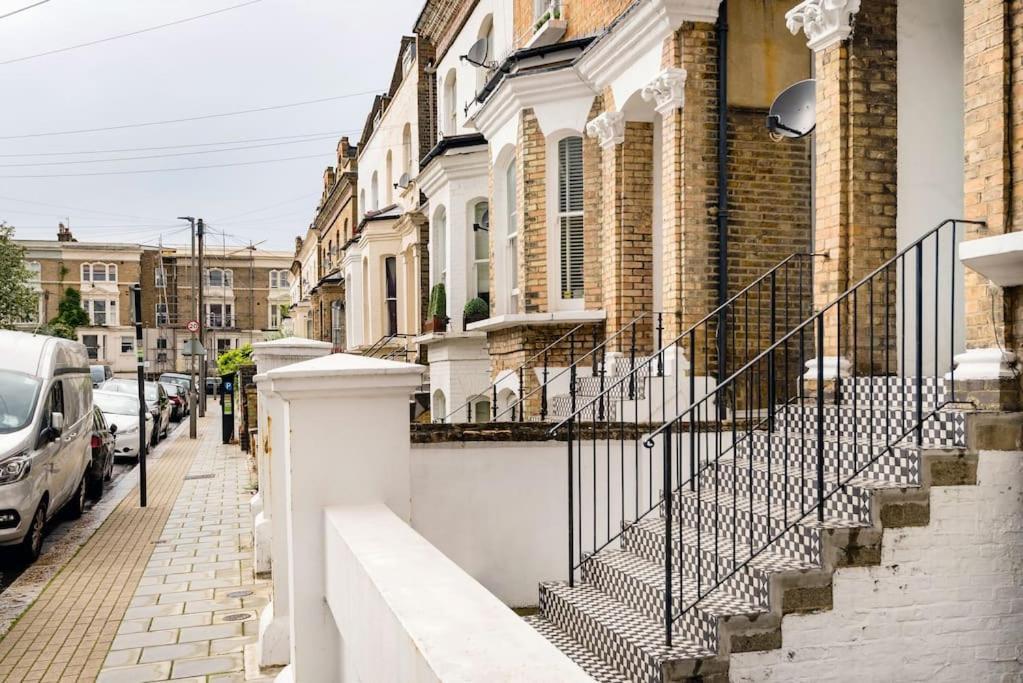 Appartamento Contemporary Clapham Living Londra Esterno foto